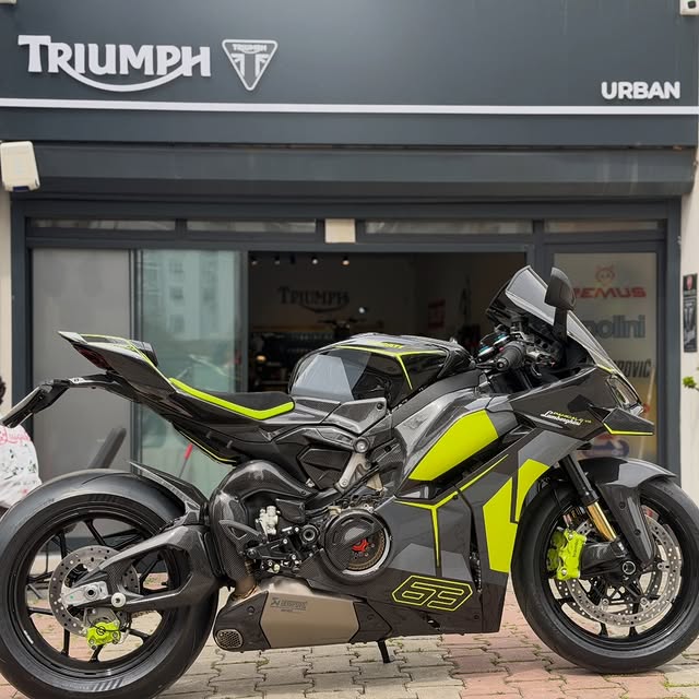 PANIGALE V4 LAMBORGHINI