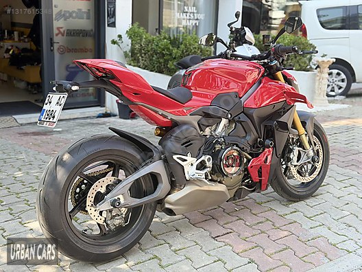 Ducati Streetfighter V4 S foto 23