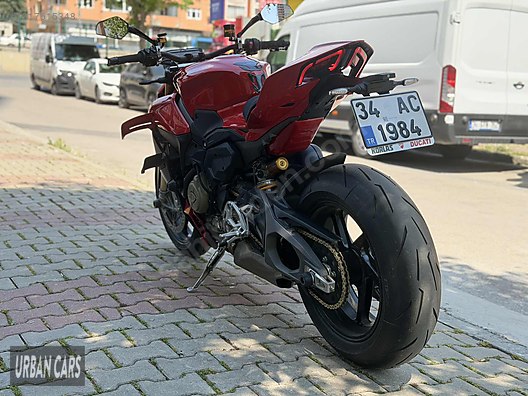 Ducati Streetfighter V4 S foto 6