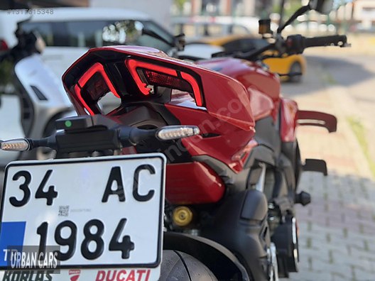 Ducati Streetfighter V4 S foto 8