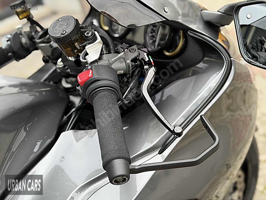 Suzuki GSX-R 1300 Hayabusa foto 16
